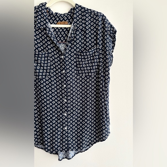 Jachs Girlfriend Diamond Aztec Print Button Down Polo, Large, Navy Blue/White - Picture 3 of 14